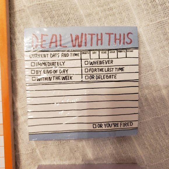 KNOCK KNOCK silly note pad and sticky notes for office - Picture 3 of 8